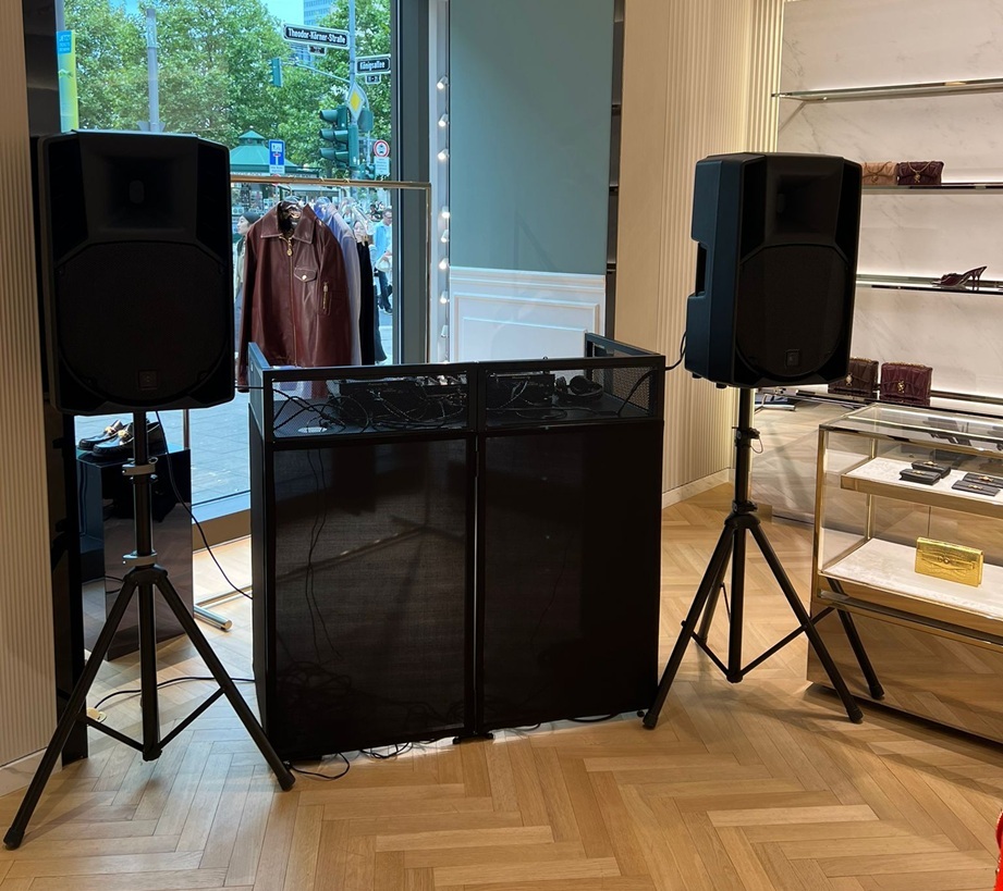  DJ Table mieten, leihen, schwarz