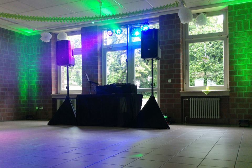 Party Set, Singen, party, Spass, lachen, Sound, RCF,  Geburtstag, Raum mieten, Partykönig, Alsdorf