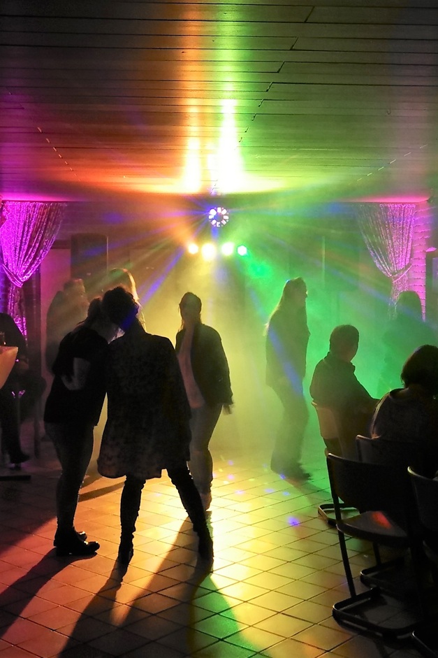 Partyset klein, Singen, party, Tanzen, deko, Spass, Equipment verleih, Kinderdisco, Kindergeburtstag, Partykönig, Alsdorf
