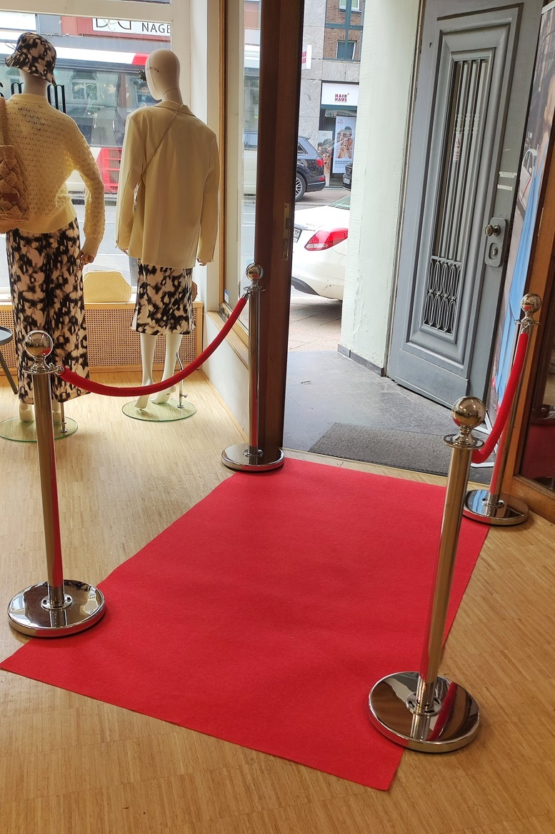 Neueröffnung, Roter Teppich, Kommunion, Promi, VIP